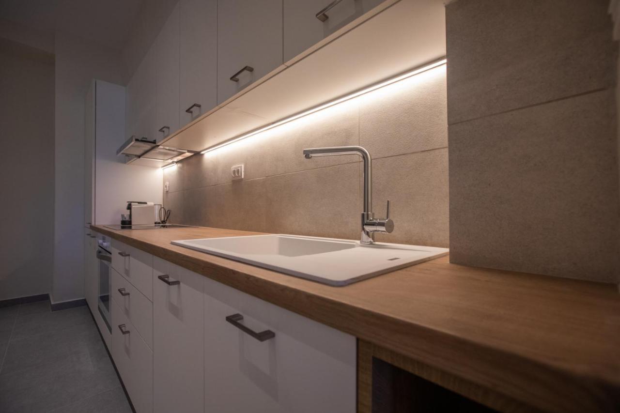Anemelia Luxury Apartments Argosztóli Kültér fotó